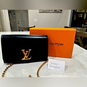 Authentic Gently used Louis Vuitton Louise Chain GM- Black w box & dust bag